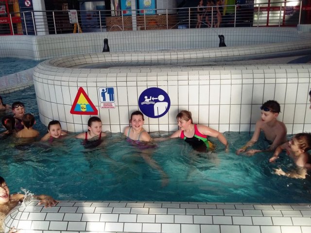 Zumba i basen-ferie 2016